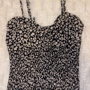 Black white dotted tank